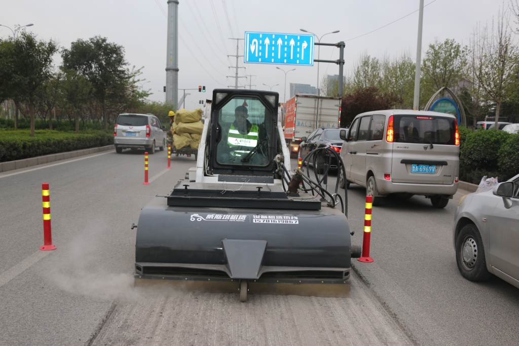 山貓無塵封閉清掃車