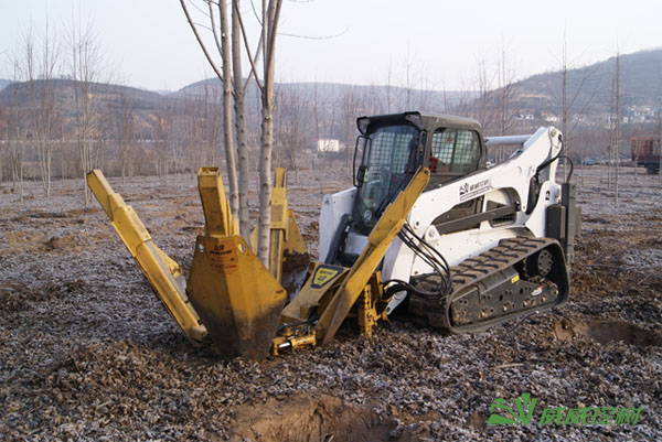 帶土球挖樹機(jī)